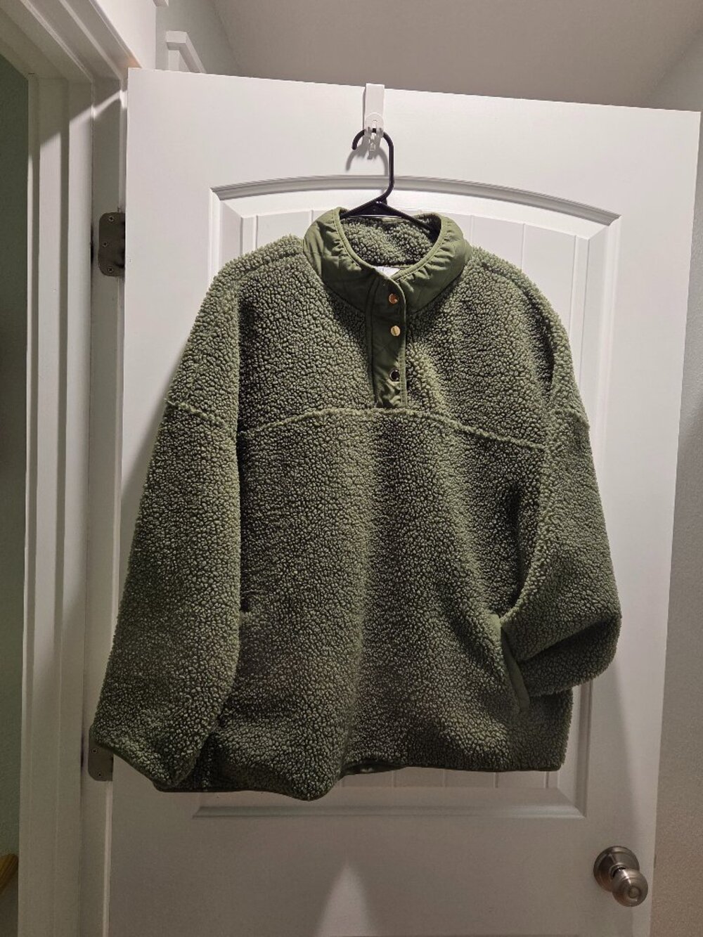 Ladies Green Pullover